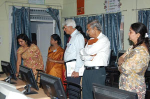 NAAC_Team_Inspection_ComputerLab